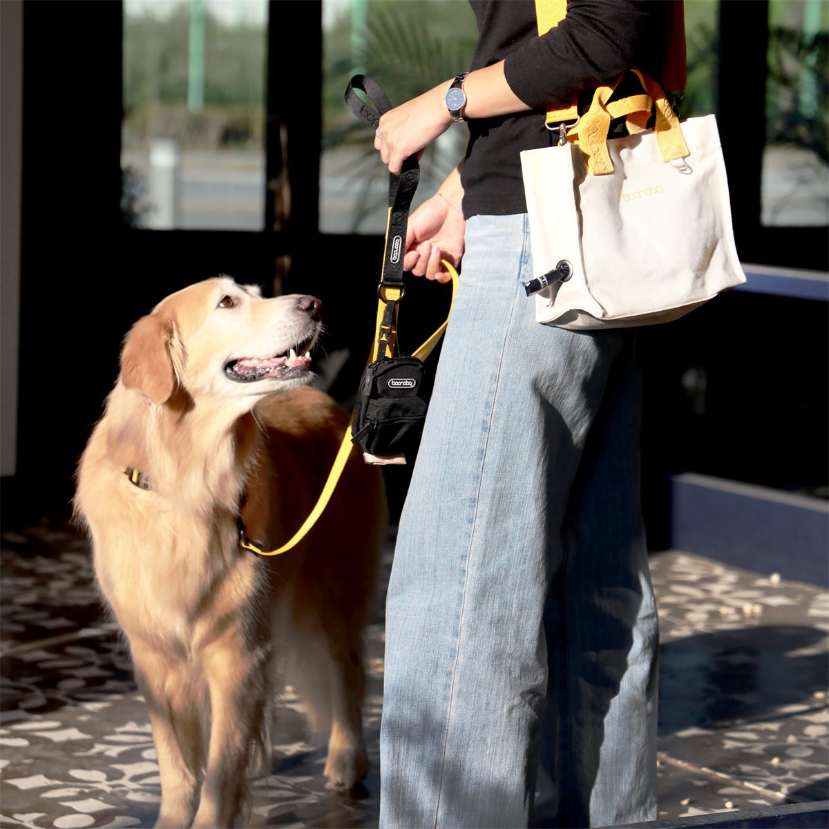 Original Leash 1,4 m in gebruik